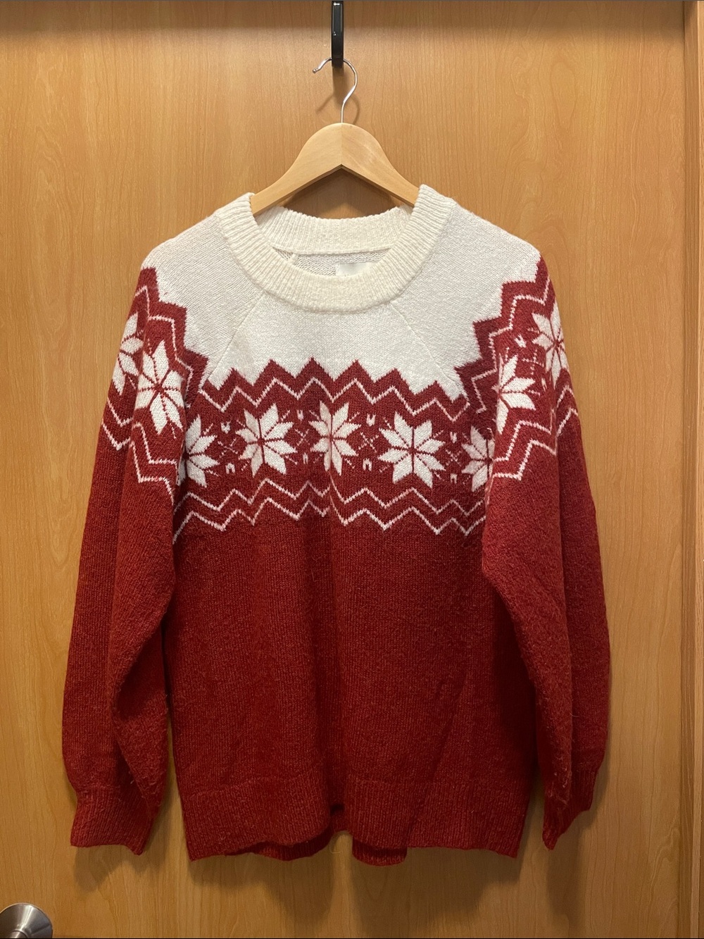Abercrombie & Fitch Red and White Fair Isle Crewneck Sweater